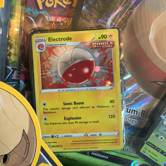 Pokémon Hisuian Electrode V Box - Picture 4 of 4